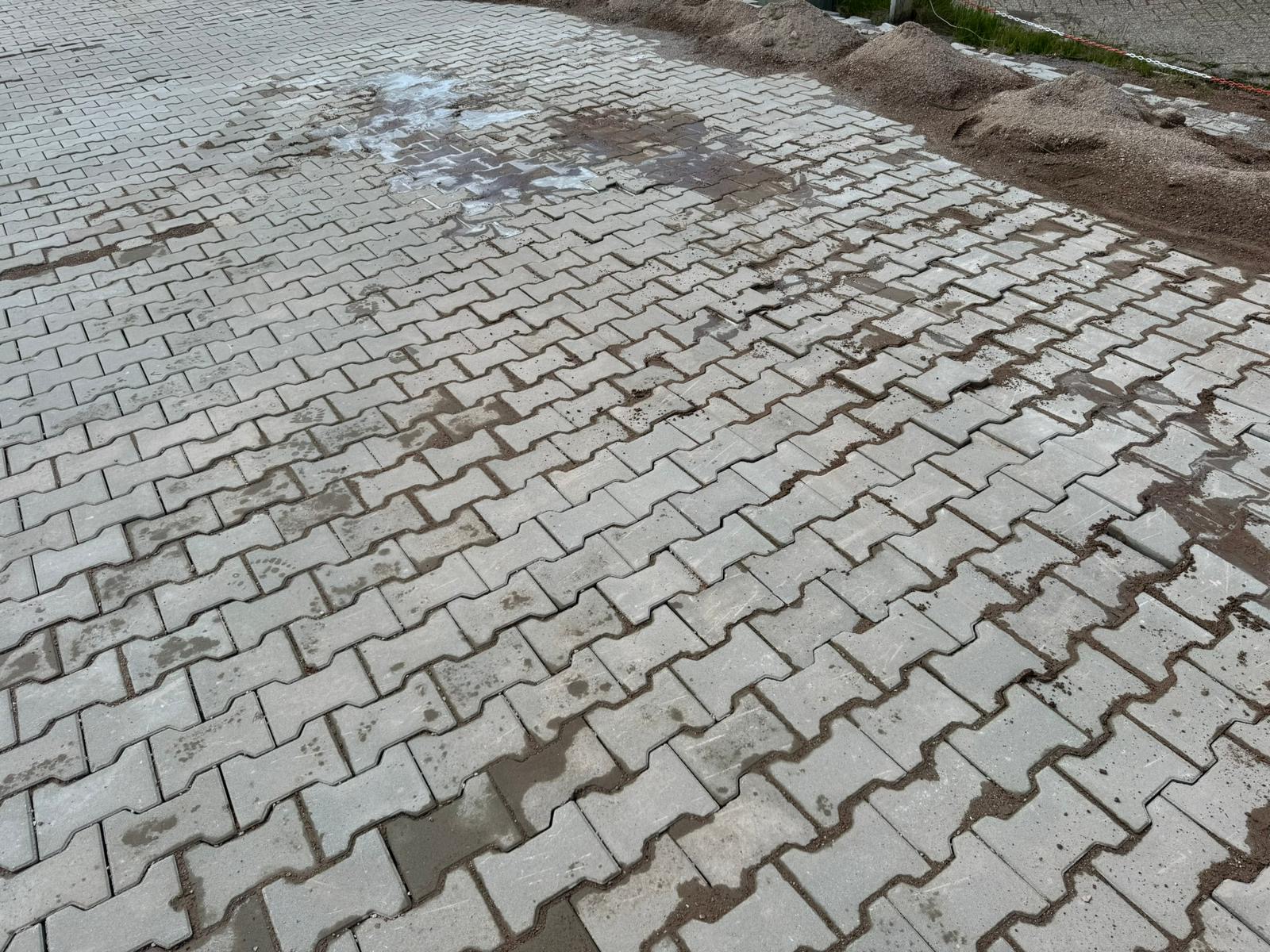 Pflasterarbeiten im Außenbereich
