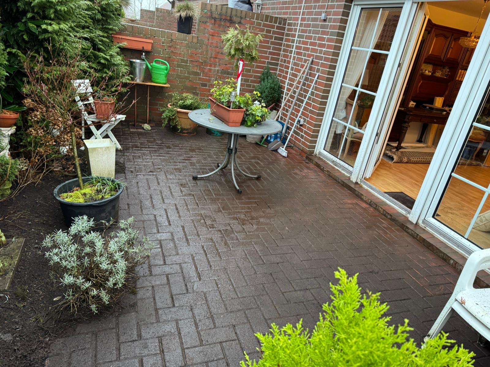 Terrasse nach der Reinigung